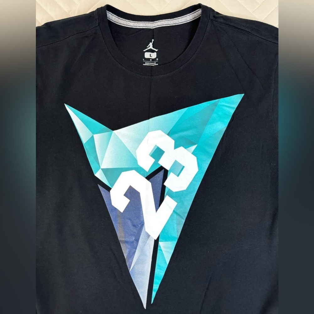 Men’s Air Jordan VII Diamonds T Shirt Black Size L Used In Great Condition! - Picture 2 of 7